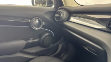 MINI Hatchback 1.5 Cooper Classic 5dr Petrol Hatchback